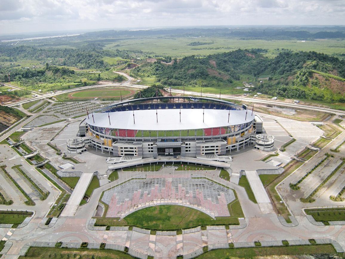 Stadion Utama Palaran (foto : Wikipedia)