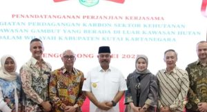 Pemkab Kukar gandeng PT Tirta Karbon Indonesia dalam perdagangan karbon sektor kehutanan di lahan gambut (Prokom Kukar)