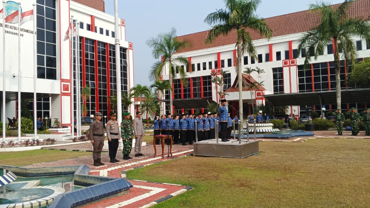 Suasana Upacara Peringatan Hari Kesaktian Pancasila di Halaman Kantor Bupati Kukar, Kamis (01/10/2026)