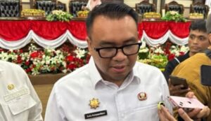 Bupati Kukar, Aulia Rahman Basri.