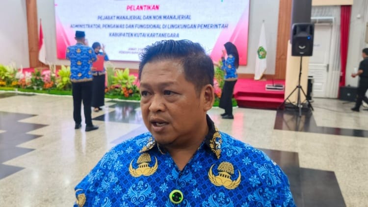 Kepala Dispora Kukar, Aji Ali Husni.