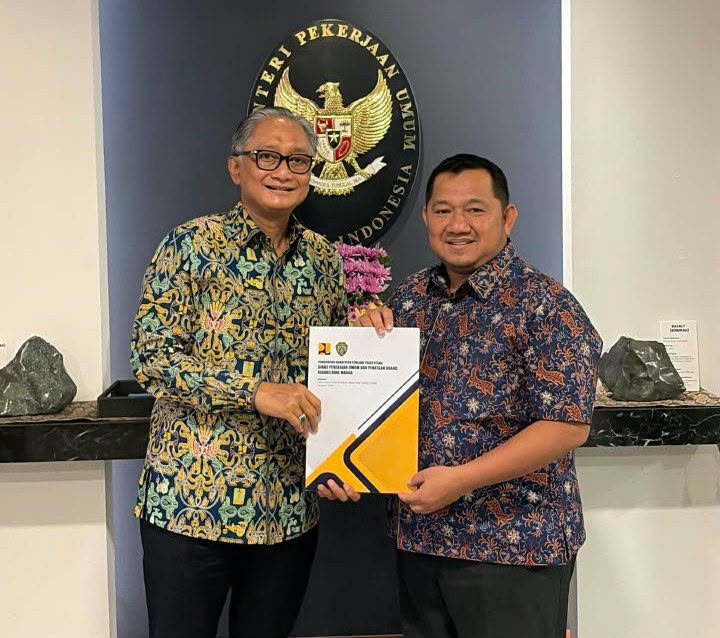 Bupati PPU Mudyat Noor temui Kementerian PU. (Ist)