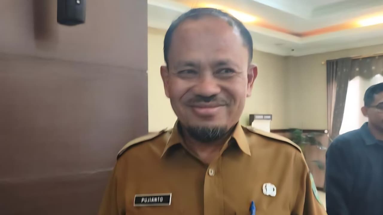 Sekretaris Disdikbud Kukar, Pujianto.