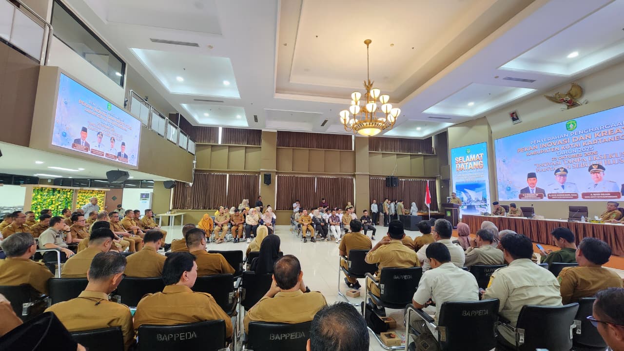Suasana Pembukaan Pekan Inovasi dan Kreativitas Kabupaten Kutai Kartanegara Tahun 2026.